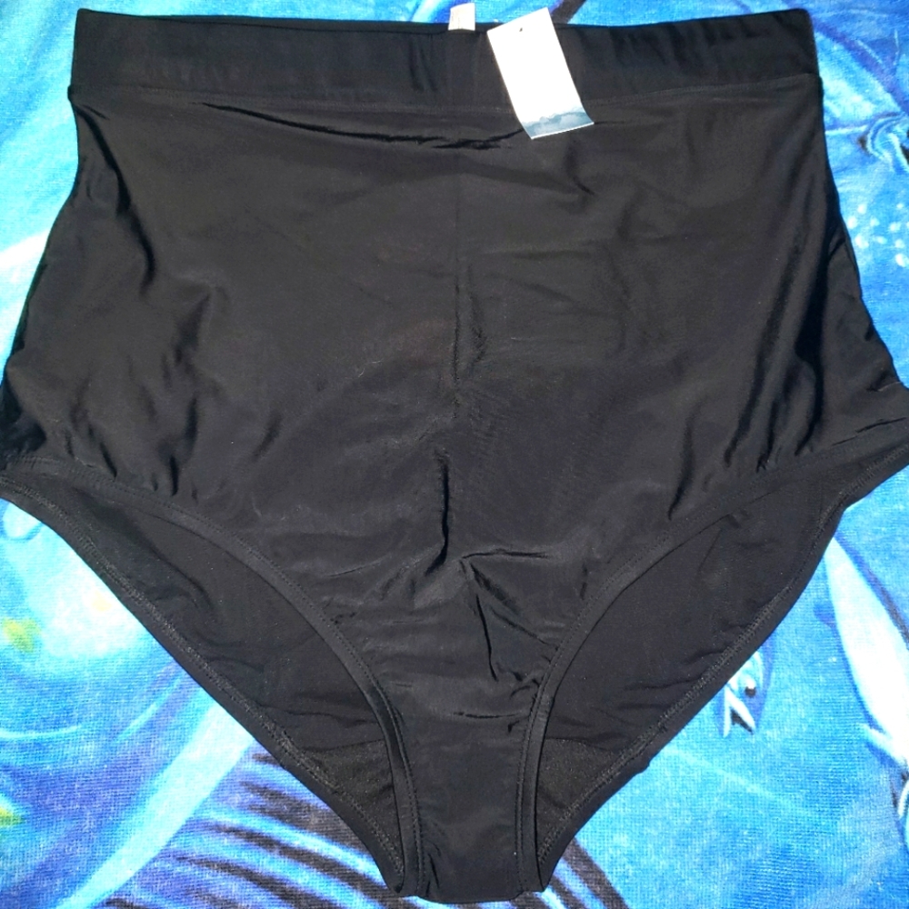 NWT CACIQUE SWIM BOTTOMS